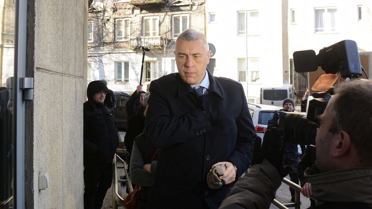 Warszawa, 05.03.2019. Pełnomocnik Leszka Czarneckiego - mec. Roman Giertych w drodze do prokuratury.