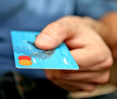 29-latek okradł parafię. Kupił samochód i zabrał rodzinę na wczasy