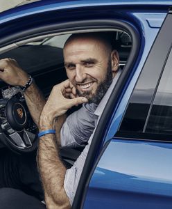 Marcin Gortat odebrał kluczyki do nowego porsche. To hybrydowa panamera sport turismo