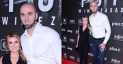 Marcin Gortat w śnieżnobiałej koszuli pozuje z ukochaną Żanetą na premierze filmu "Psy 3" (FOTO)
