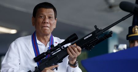 Filipiny. Rodrigo Duterte kazał strzelać. Zabito pierwszą osobę