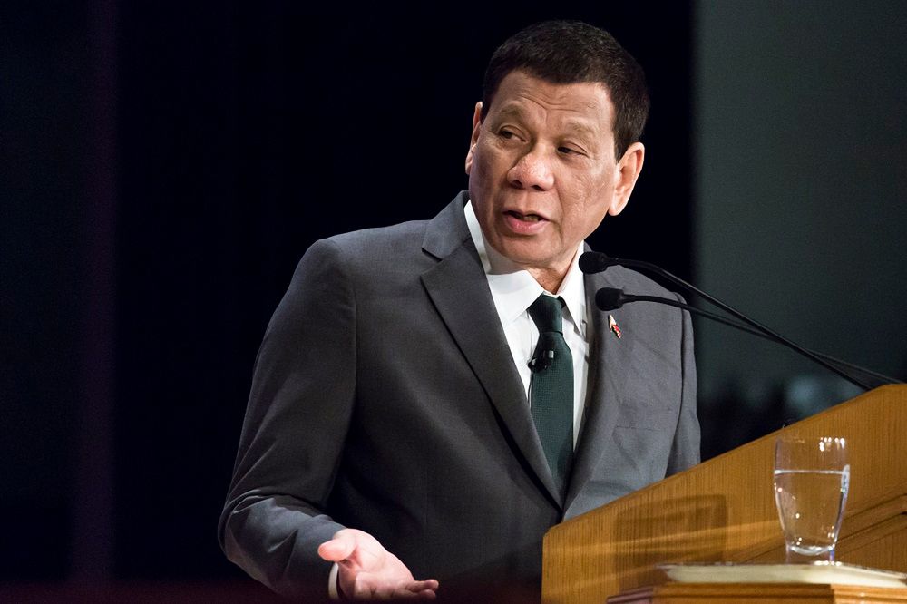 Prezydent Filipin: "Byłem kiedyś gejem, ale się wyleczyłem"