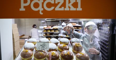 Tłusty czwartek. Pączki górą. Polacy wybrali ulubionego pączka [NASZE BADANIE]