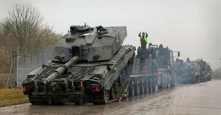 "Transportery czołgów NATO" dla Wojska Polskiego. Siedmiu chętnych