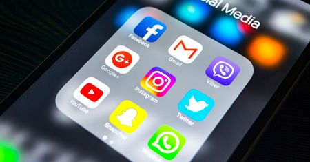 Smartfon dla oszczędnych. Nawet mniej niż 500 zł