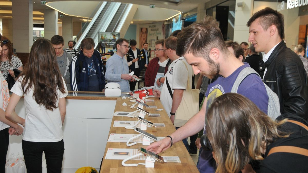 Na tle innych krajów UE w Polsce usługi telekomunikacyjne są niezwykle tanie.