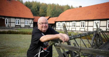 Rudi Schuberth zbudował 4 domy na Kaszubach. Zobaczcie, jak mieszka gwiazdor