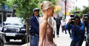 LOOK OF THE DAY: Kate Bosworth w opalizującej sukience