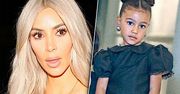 Świąteczne zdjęcie córek Kim Kardashian to dzisiaj HIT! Internauci dawno nie byli tak rozczuelni