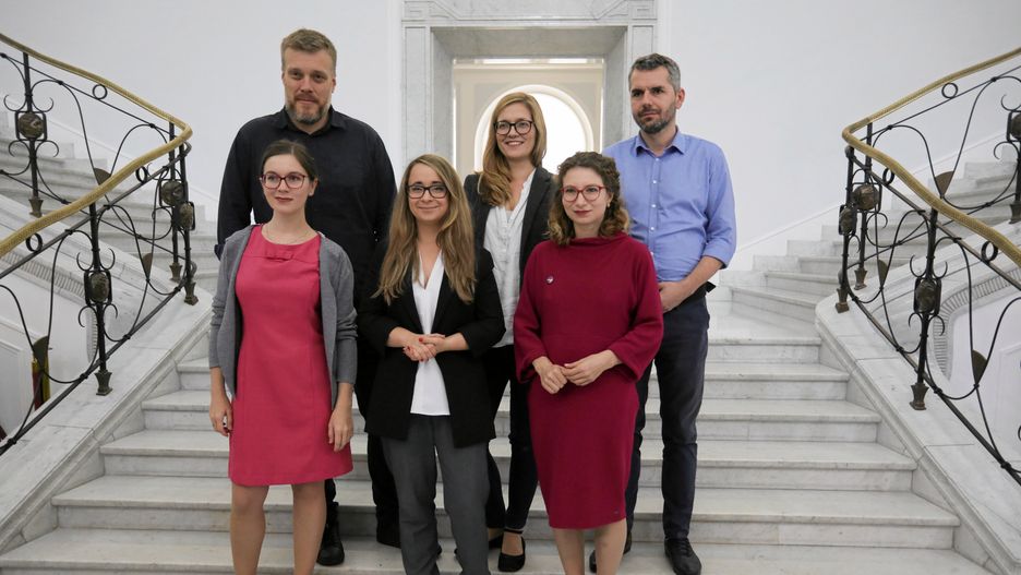 Oświadczenia majątkowe posłów. Andrian Zanberg żyje ze skromnej pensji wypłacanej z partii Razem.