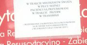 Ostrołęka. Napis na drzwiach gabinetu: "pacjenci przyjmowani tylko podczas przerw w meczu". Dyrekcja szpitala szuka lekarza-kibica