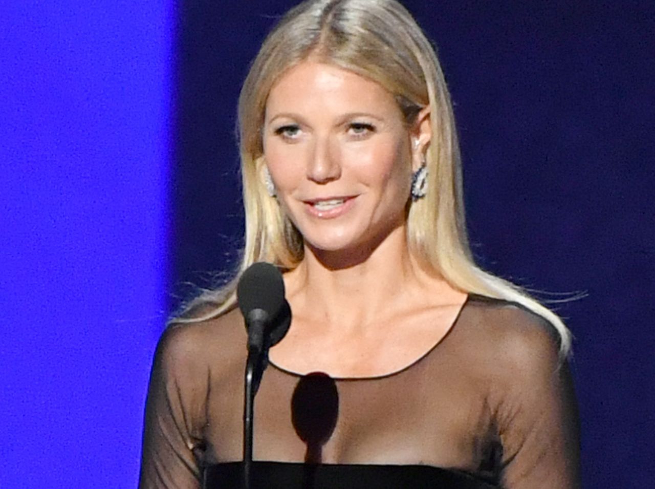 Gwyneth Paltrow na rozdaniu nagród Emmy. Wyszła na scenę i widzowie zaczęli się śmiać