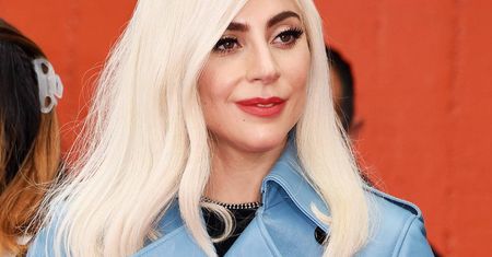 Lady Gaga pokazała nowego partnera! Na nowym zdjęciu nie szczędzą sobie czułości