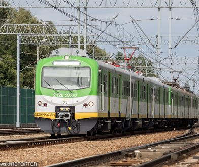 ZTM uruchamia autobusy z Rembertowa. Pociągi nie wystarczyły