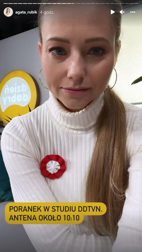 Agata Rubik włożyła na bluzkę patriotyczny symbol. Fot. InstaStories