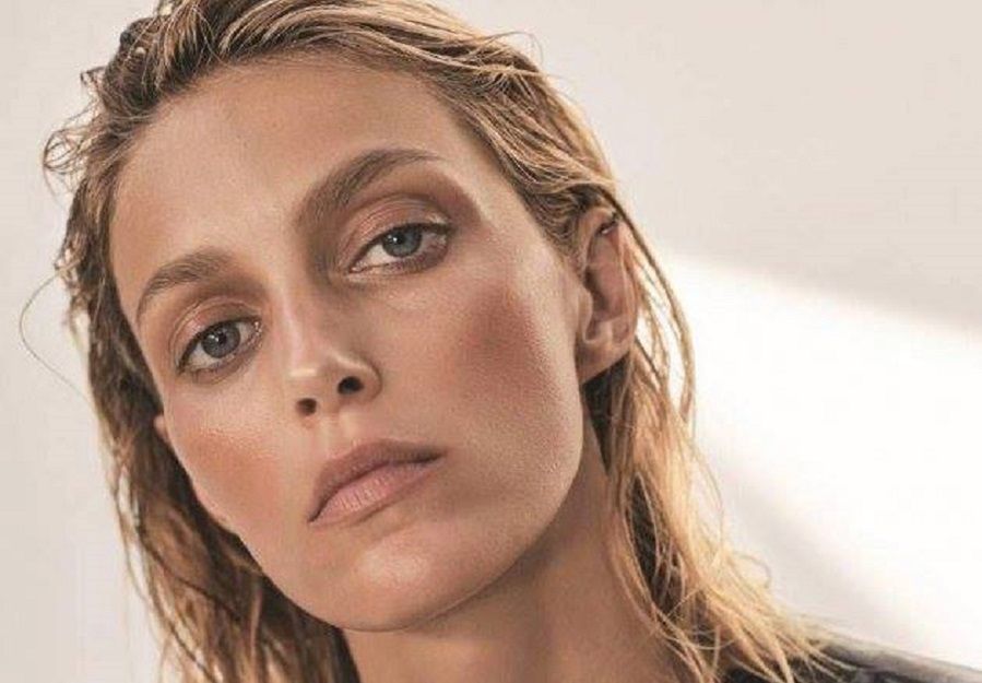 Anja Rubik znów pokazała się nago. 34-letnia Polka nie przestaje zaskakiwać