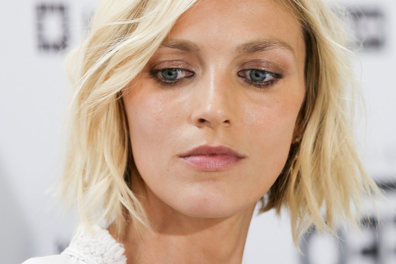 Anja Rubik nago. Tak walczy o oceany bez plastiku