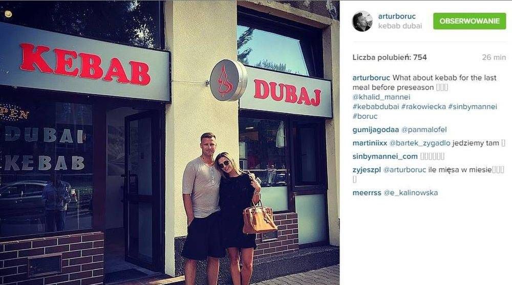 Artur i Sara Borucowie na kebabie, fot. Instagram