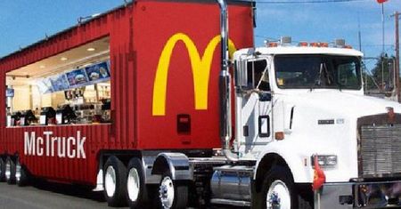 McDonald's zmienia reguły gry. Teraz tak będzie sprzedawał kotlety