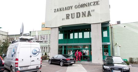 Wstrząs na Dolnym Śląsku. Górnicy z kopalni Rudna przewiezieni do szpitala