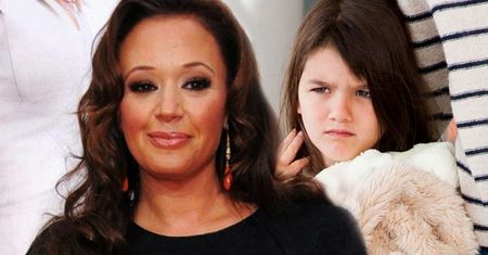 Wstrząsające fragmenty z książki Leah Remini: "6-miesięczna Suri Cruise leżała na podłodze w łazience. Spazmatycznie płakała..."