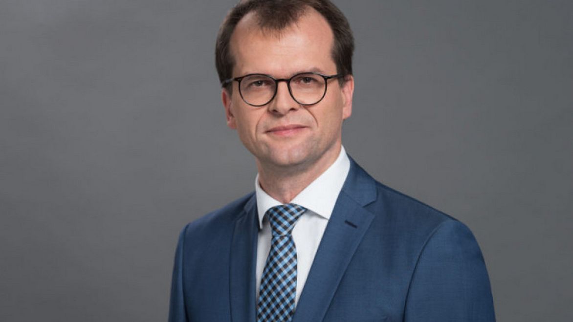 Wojciech Caruk ma rozruszać program "Mieszkanie Plus".