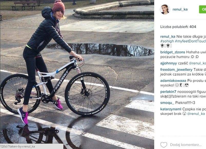 Renata Kaczoruk na rowerze