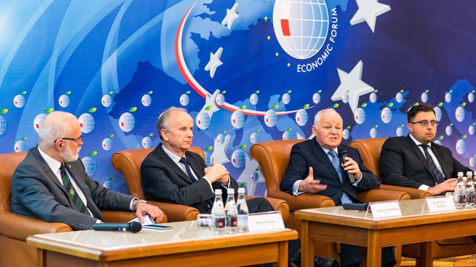 Podczas forum odbędzie się kilkadziesiąt wydarzeń: debat, sesji plenarnych, rozmów, prezentacji i bloków tematycznych.