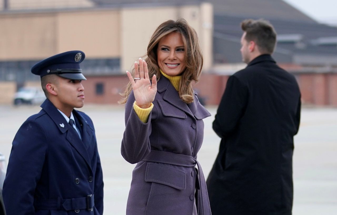 Melania Trump w kreacji wartej dziesiątki tysięcy. Wyznacza trendy