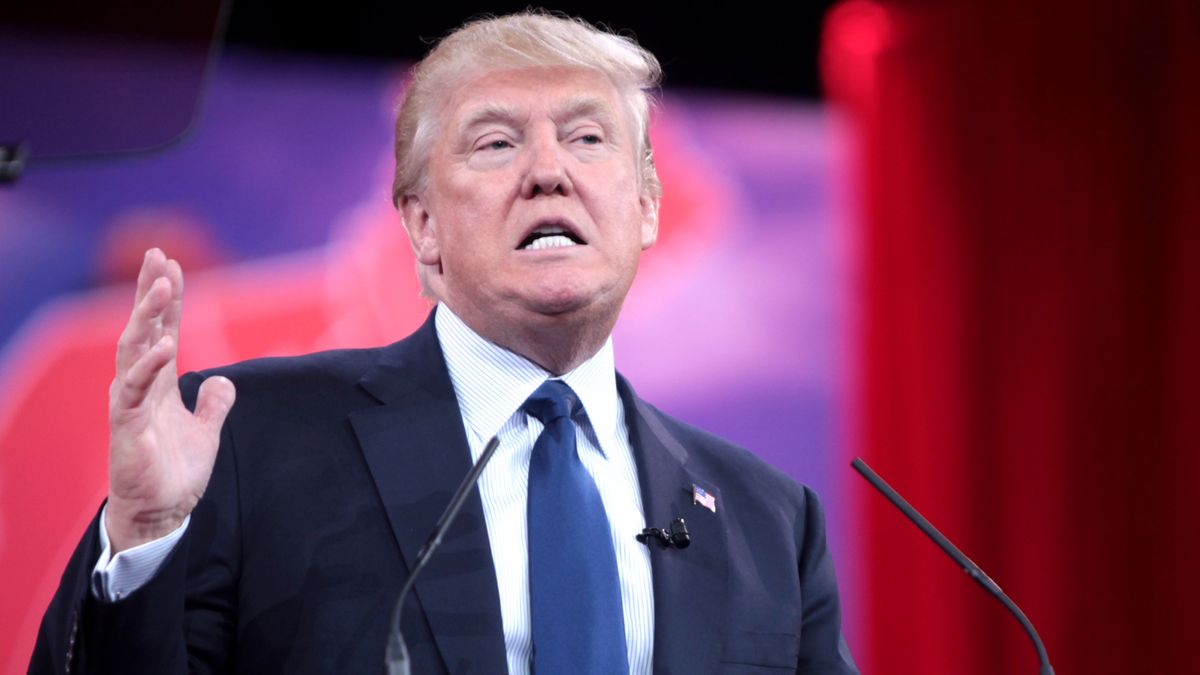 Donald Trump przedstawił wyniki porozumienia OPEC+ na Twitterze.