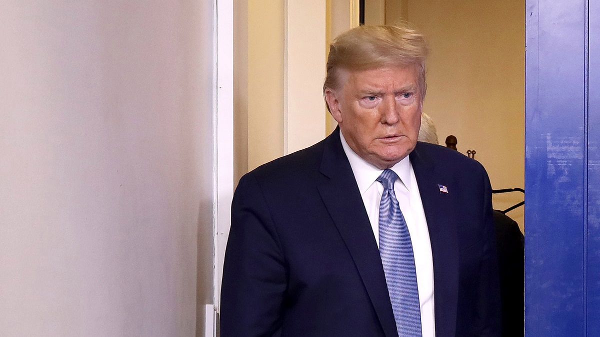 Donald Trump ponuro o koronawirusie. Przewiduje długą walkę.