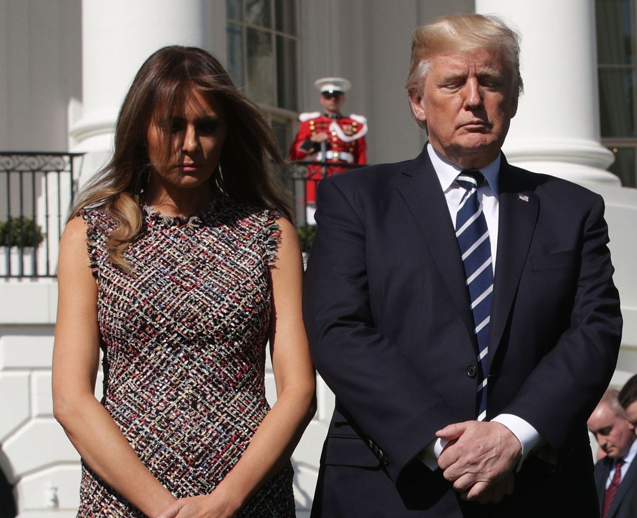 Melania Trump woła "pomocy!". Wreszcie mamy dowód, że nie chce być żoną Trumpa?