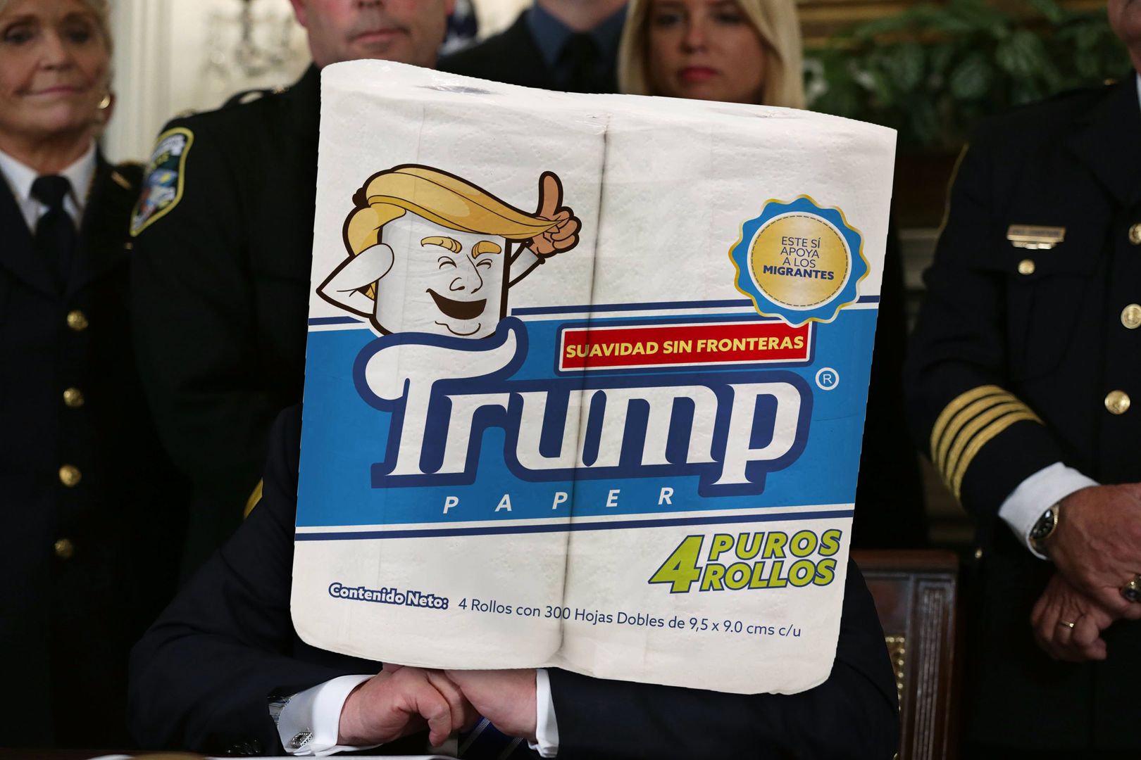 Meksykanie zrobili papier toaletowy z Donaldem Trumpem