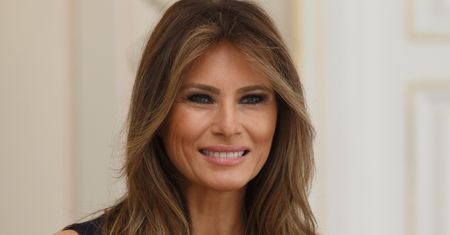 Pierwszy krok Melanii Trump na drodze do modowego recyklingu. Tę sukienkę już u niej widzieliśmy!