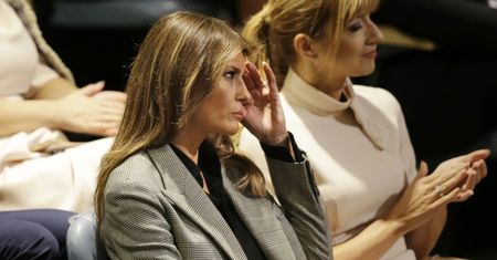 Melania Trump w kraciastym garniturze. Tak się ubierają kobiety sukcesu