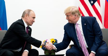 Rosja. Władimir Putin zadzwonił do Donalda Trumpa. Miał za co dziękować