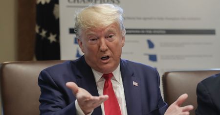 Impeachment Donalda Trumpa. Kolejne zeznania obciążają prezydenta USA