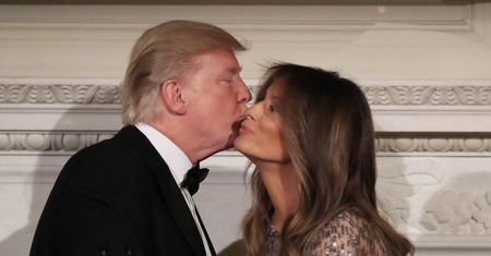 Najpierw trampki, potem szpilki. Melania Trump po raz kolejny zaskoczyła stylizacją