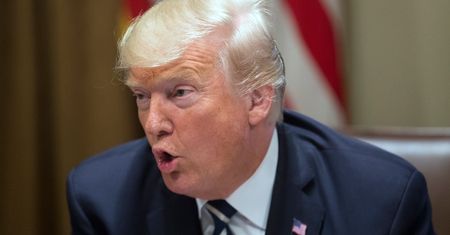 Trump zmienia zdanie po spotkaniu z Putinem. Twierdzi, że się "przejęzyczył"