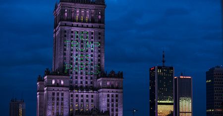 "No Trump". Nie wszyscy mile przywitali prezydenta USA