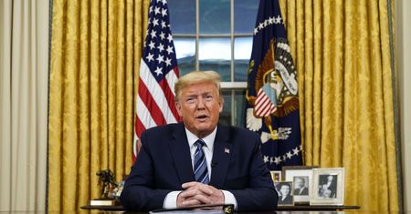 Donald Trump zawiesza podróże z Europy do USA. Powodem koronawirus
