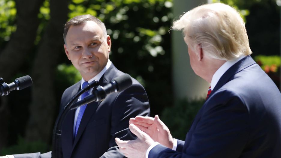 Andrzej Duda nie wie, co z przyjazdem Donalda Trumpa. Amerykanie milczą