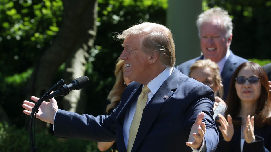 Donald Trump skończył 73 lata