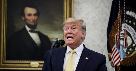"Rozumieją tylko siłę". Trump grozi Iranowi unicestwieniem