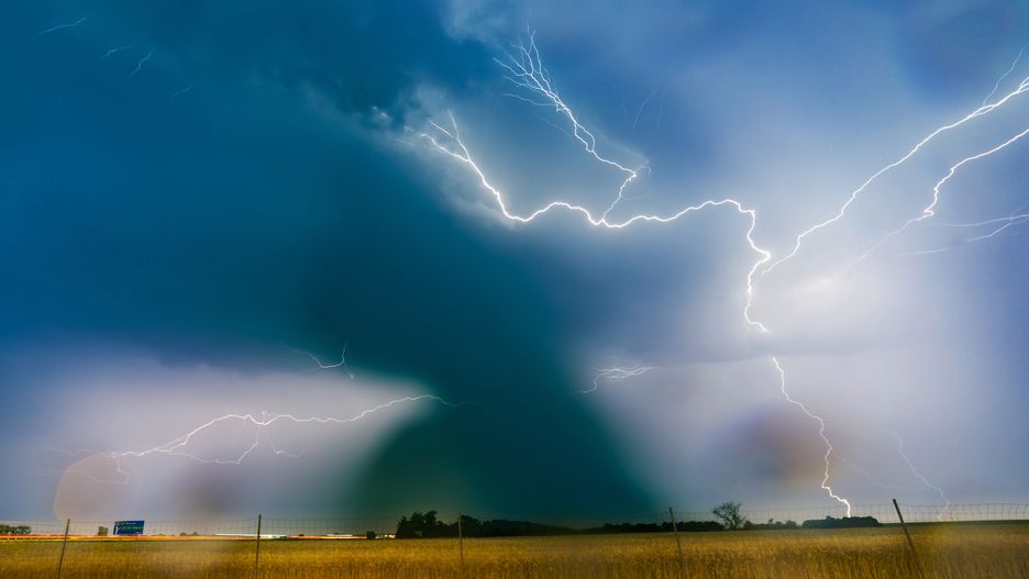 Zagrzmi zwłaszcza na wschodzie kraju