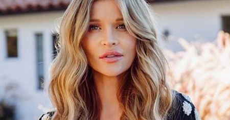 Zmęczona Joanna Krupa regeneruje siły u boku swojej córeczki. Urocza fotografia rozczuliła internautów