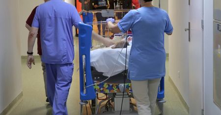 Koronawirus. Raport z frontu, dzień ósmy. Hospicjum. By nie umrzeć w samotności