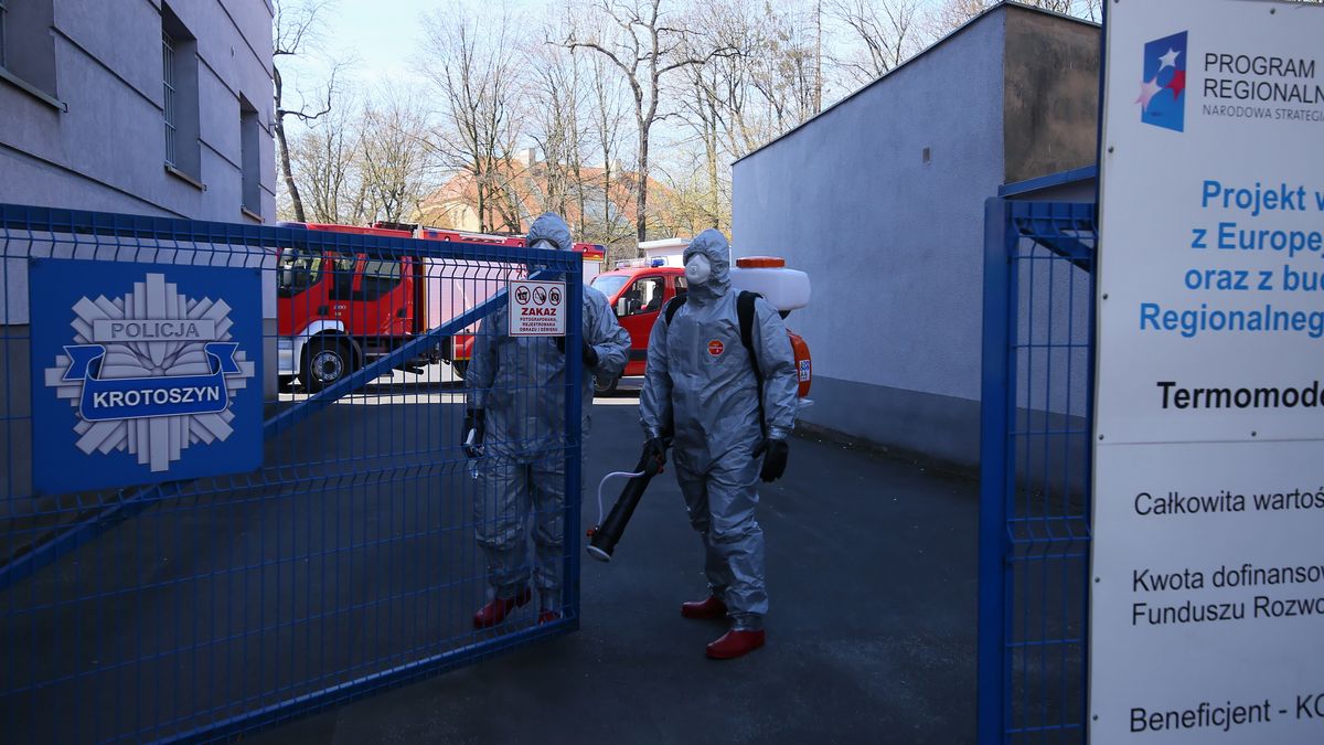 Koronawirus w Polsce. Komenda powiatowa w Krotoszynie i komisariat w Zdunach zostały zdezynfekowane