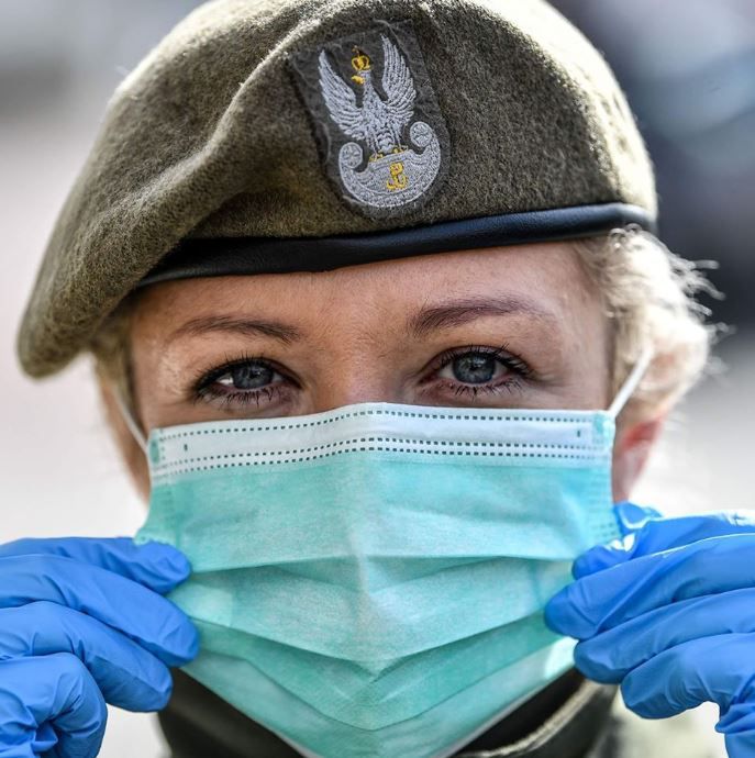 Koronawirus. Warszawa wspiera Żołnierzy Armii Krajowej