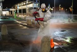 Koronawirus w Polsce. Wchodzi obowiązek zakrywania twarzy w miejscach publicznych  [Relacja na żywo]